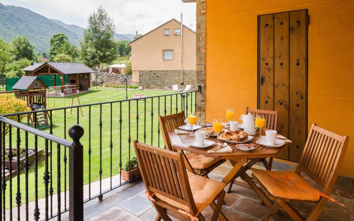 Photo of Patio Balcony in Caboalles de Abajo