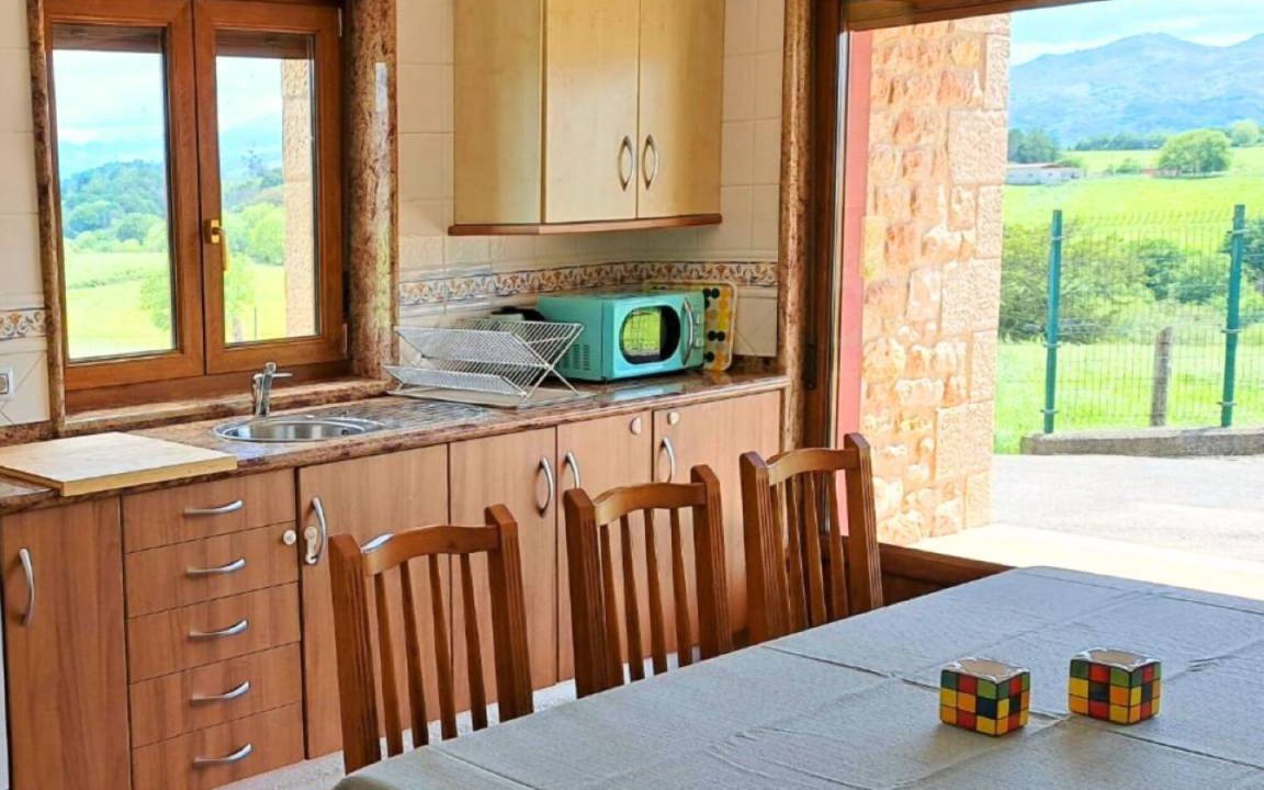 Photo of Kitchen in Parres