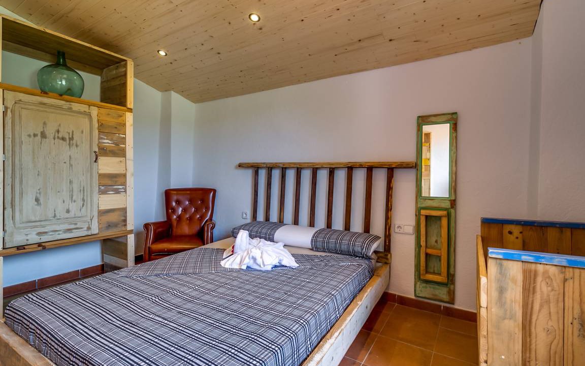 Photo of Bedroom in Palafolls