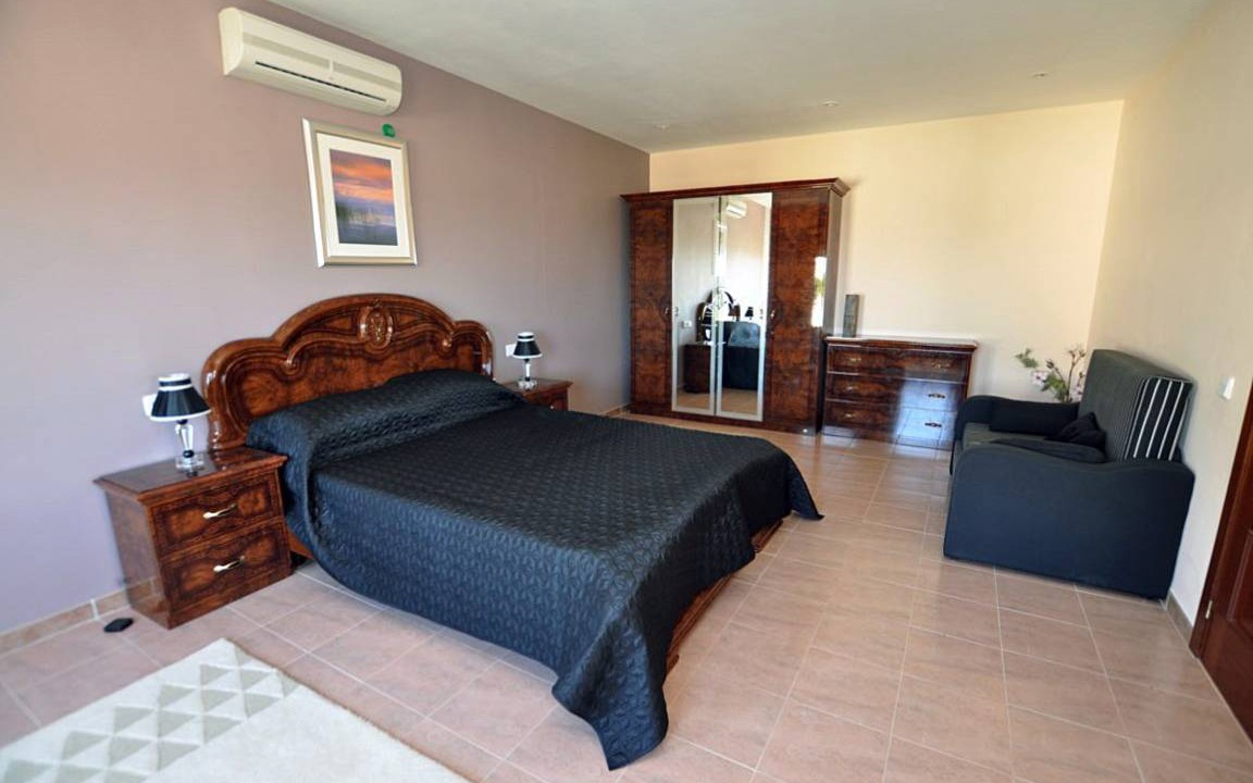 Photo of Bedroom in Palau-Saverdera
