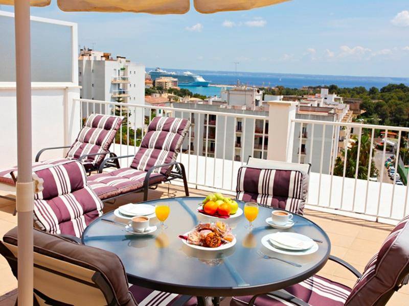 Photo of Patio Balcony in Calamayor