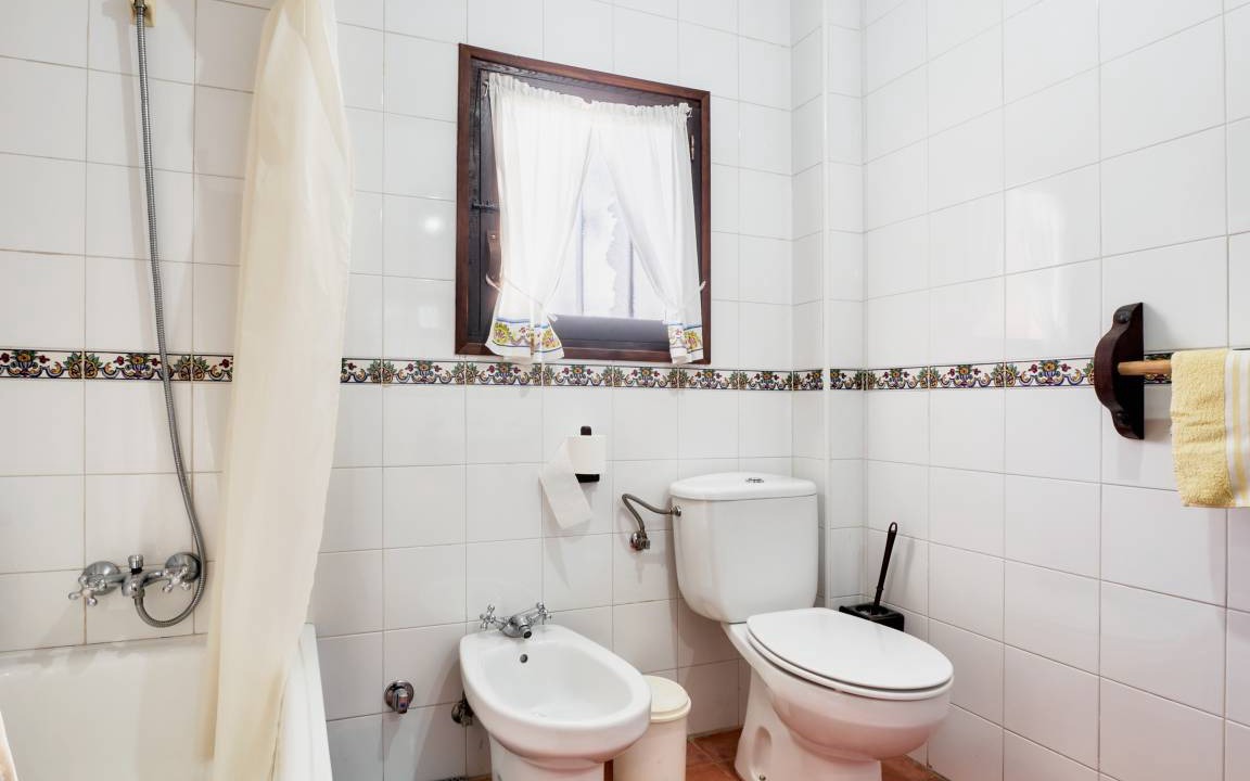 Photo of Bathroom in Odollo