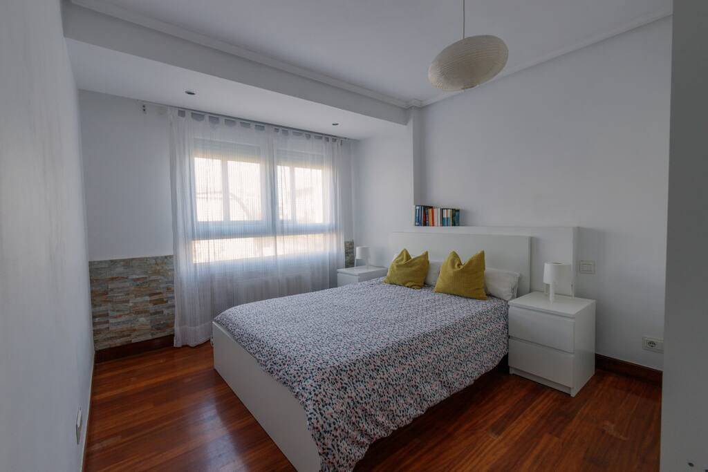Photo of Bedroom in Moreaga