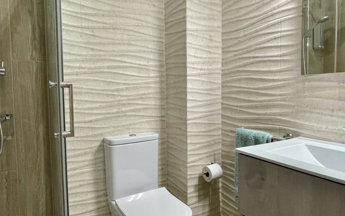 Photo of Bathroom in Pals