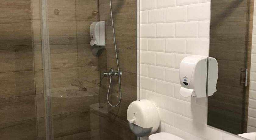Photo of Bathroom in Logrono Historic Centre