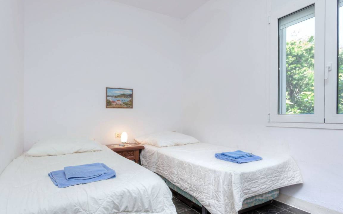 Photo of Bedroom in Llanca
