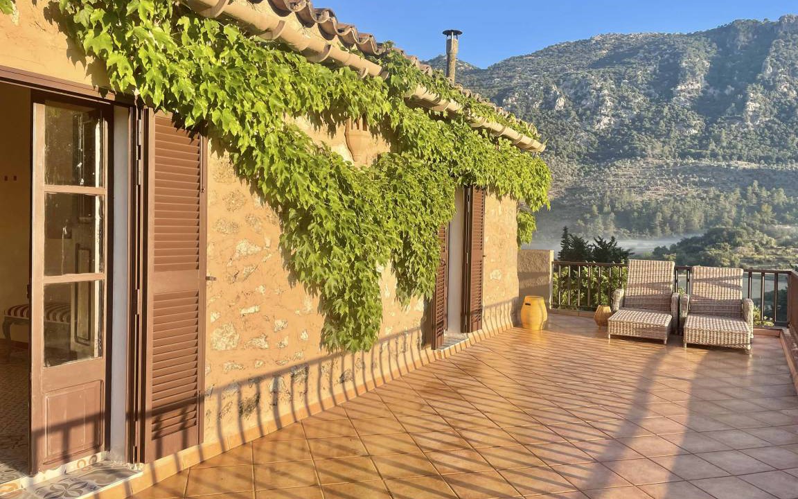 Photo of Patio Balcony in Orient