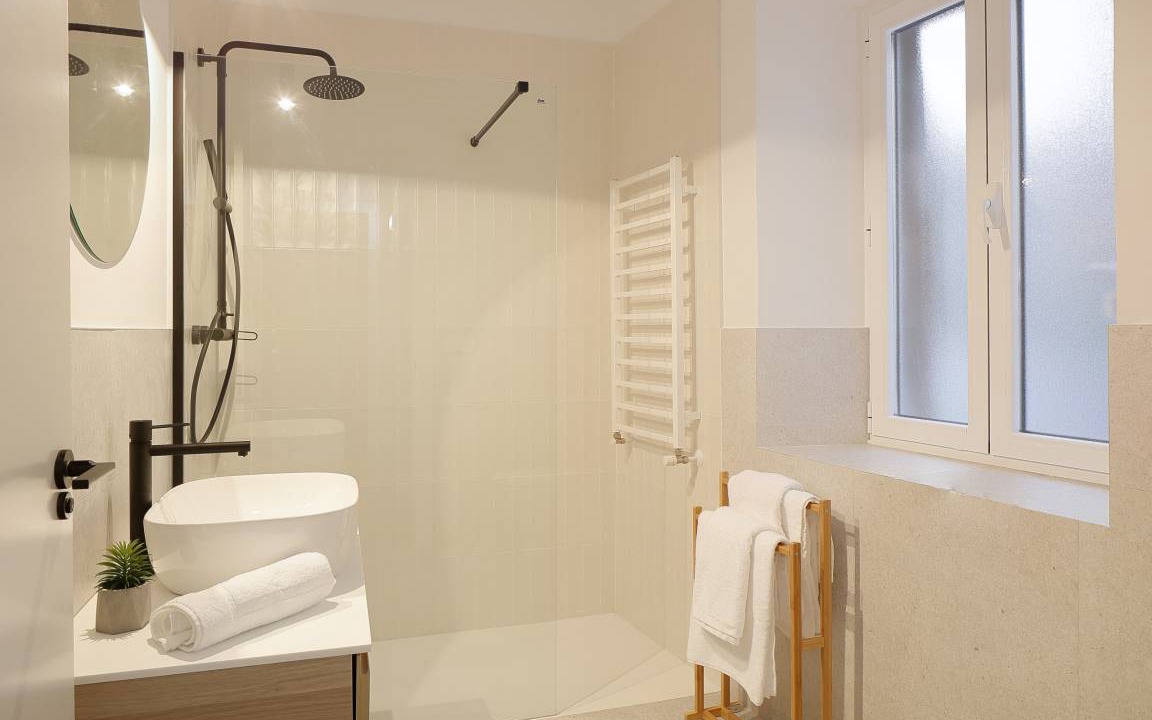 Photo of Bathroom in Gijon City Centre