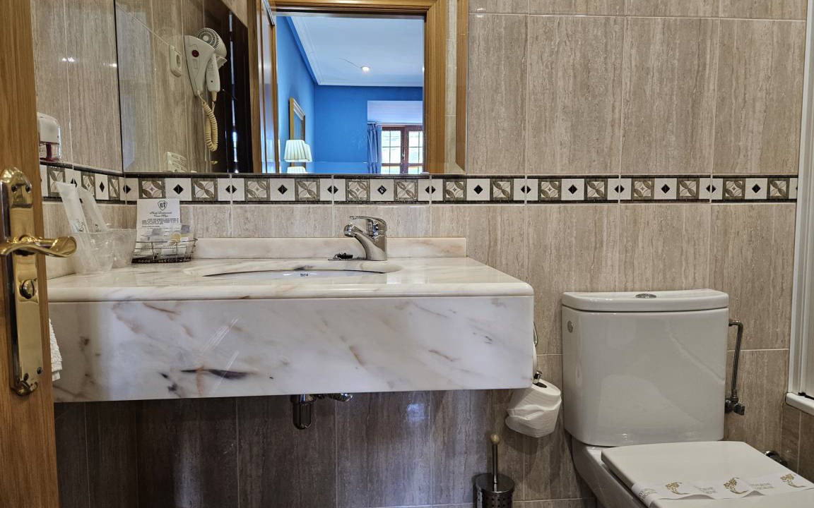 Photo of Bathroom in Urbies