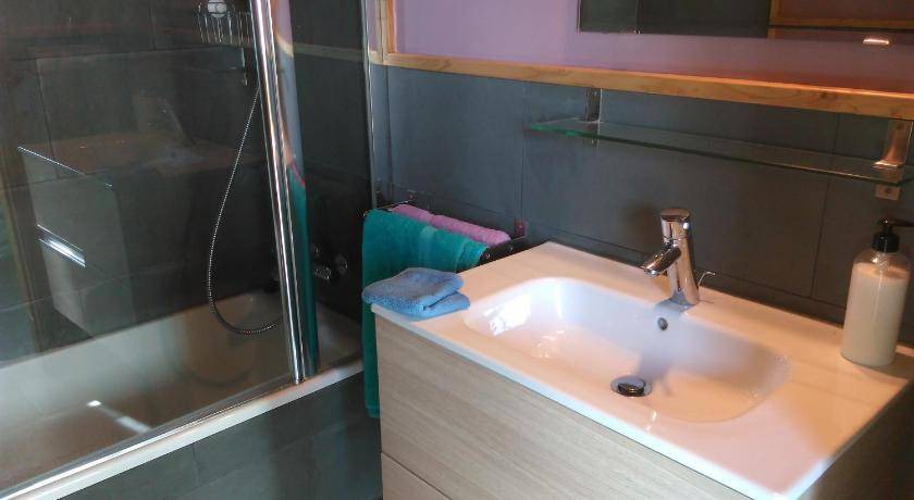 Photo of Bathroom in Monfero