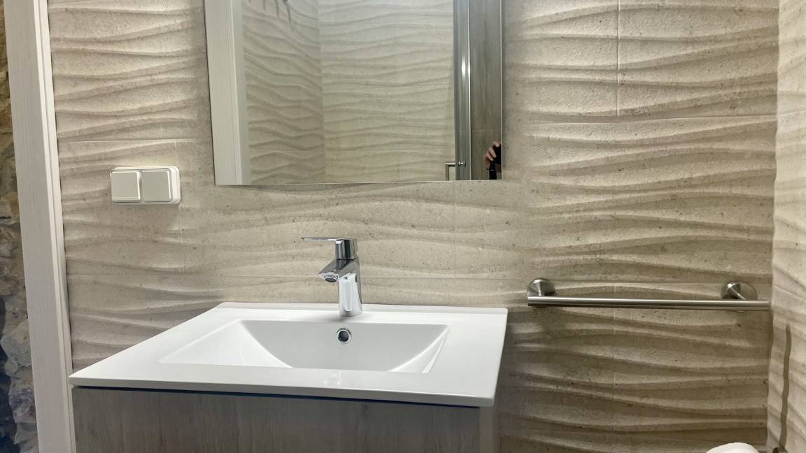 Photo of Bathroom in Pals