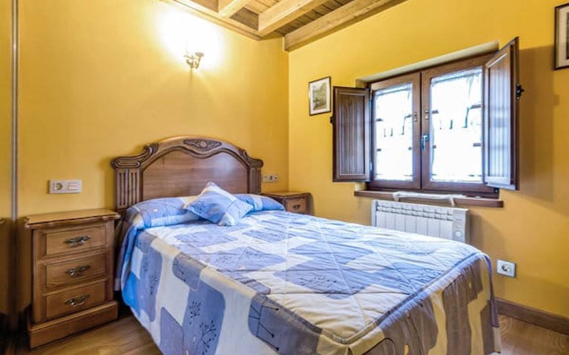 Photo of Bedroom in Trescares
