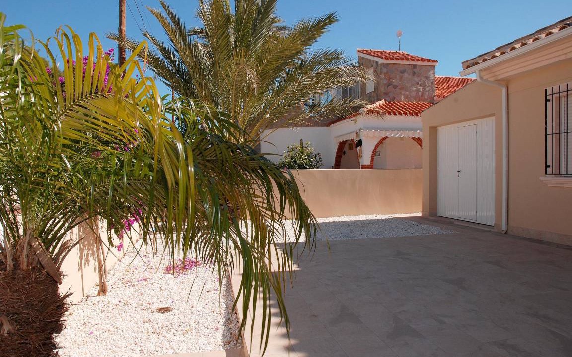 Photo of Buildings in El Algar