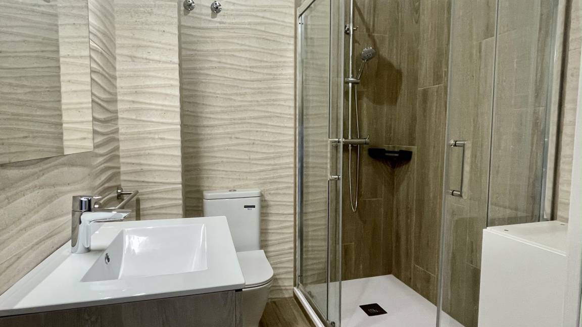 Photo of Bathroom in Pals
