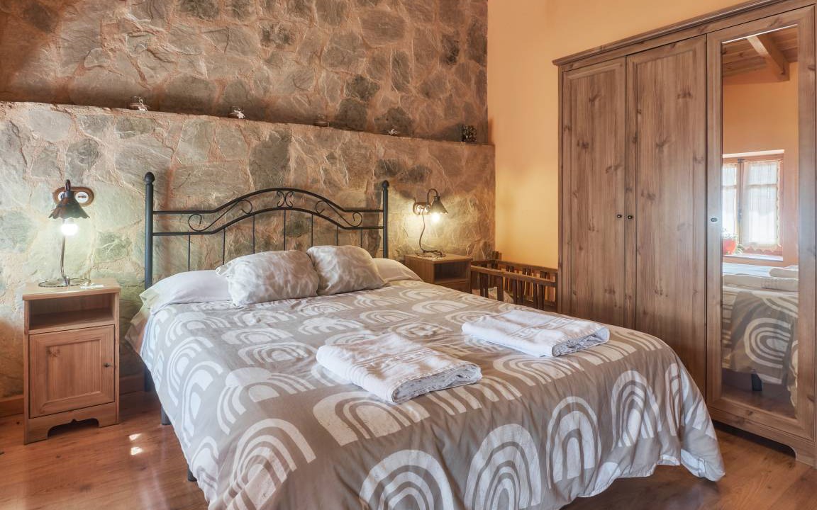 Photo of Bedroom in Benllera