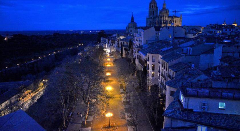 Photo of Others in Segovia Old Town