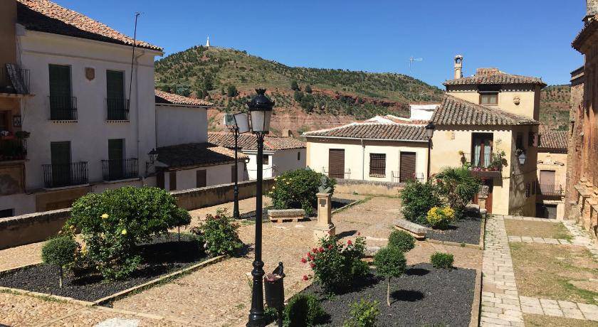 Photo of Others in Alcaraz