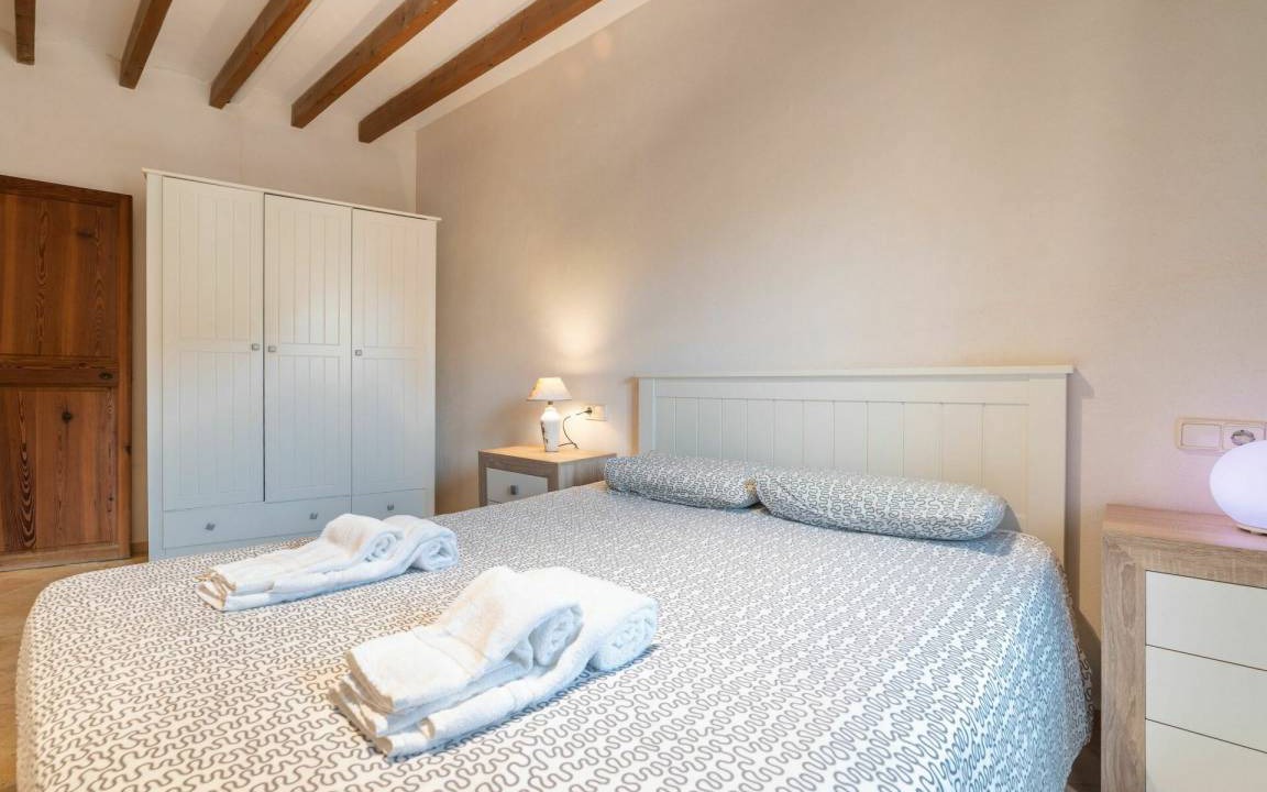 Photo of Bedroom in Banyalbufar