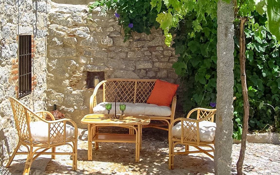 Photo of Others in Anora
