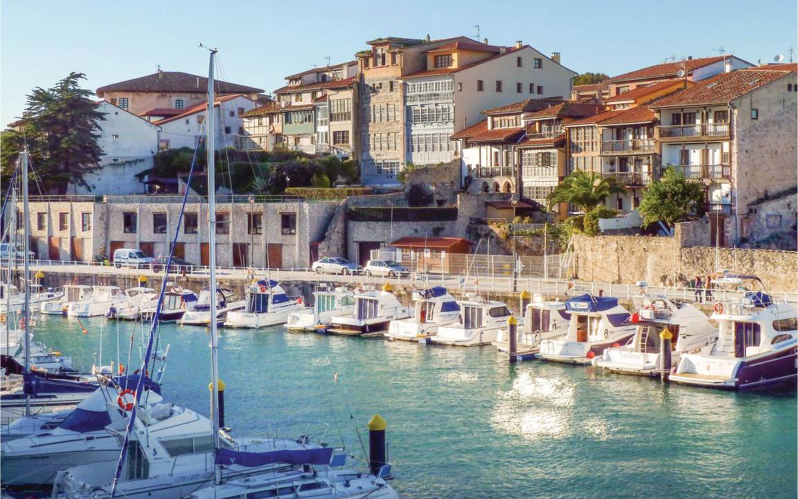 Photo of Others in Llanes