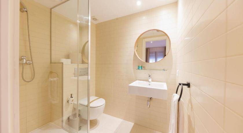 Photo of Bathroom in el Mercadal
