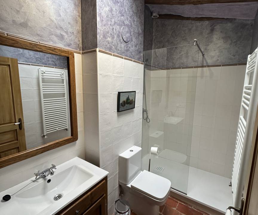 Photo of Bathroom in Lerin