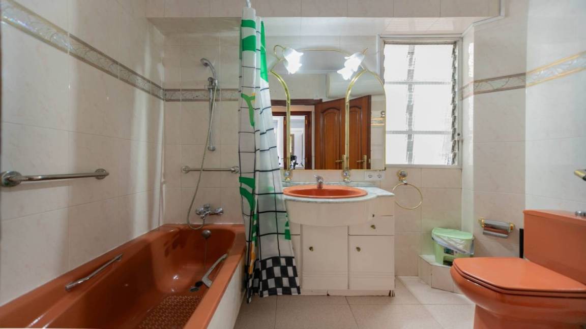 Photo of Bathroom in Nou Moles
