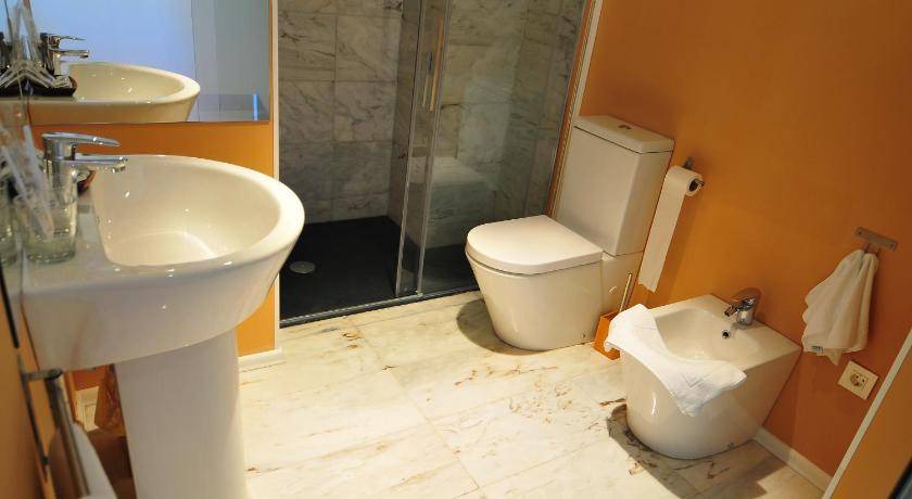 Photo of Bathroom in San Vicente de la Sonsierra
