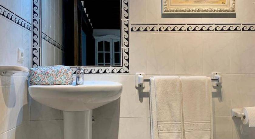 Photo of Bathroom in Cosgaya