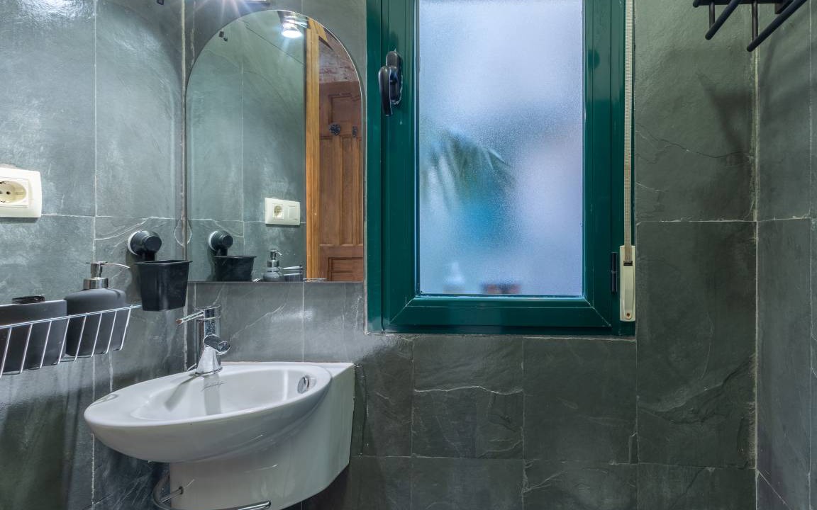 Photo of Bathroom in Segovia Old Town