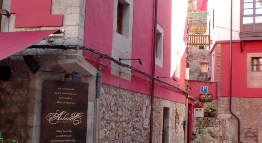 Photo of Buildings in Ribadesella