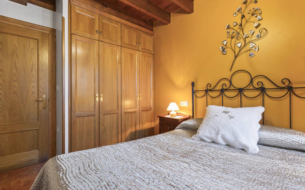 Photo of Bedroom in Llenin