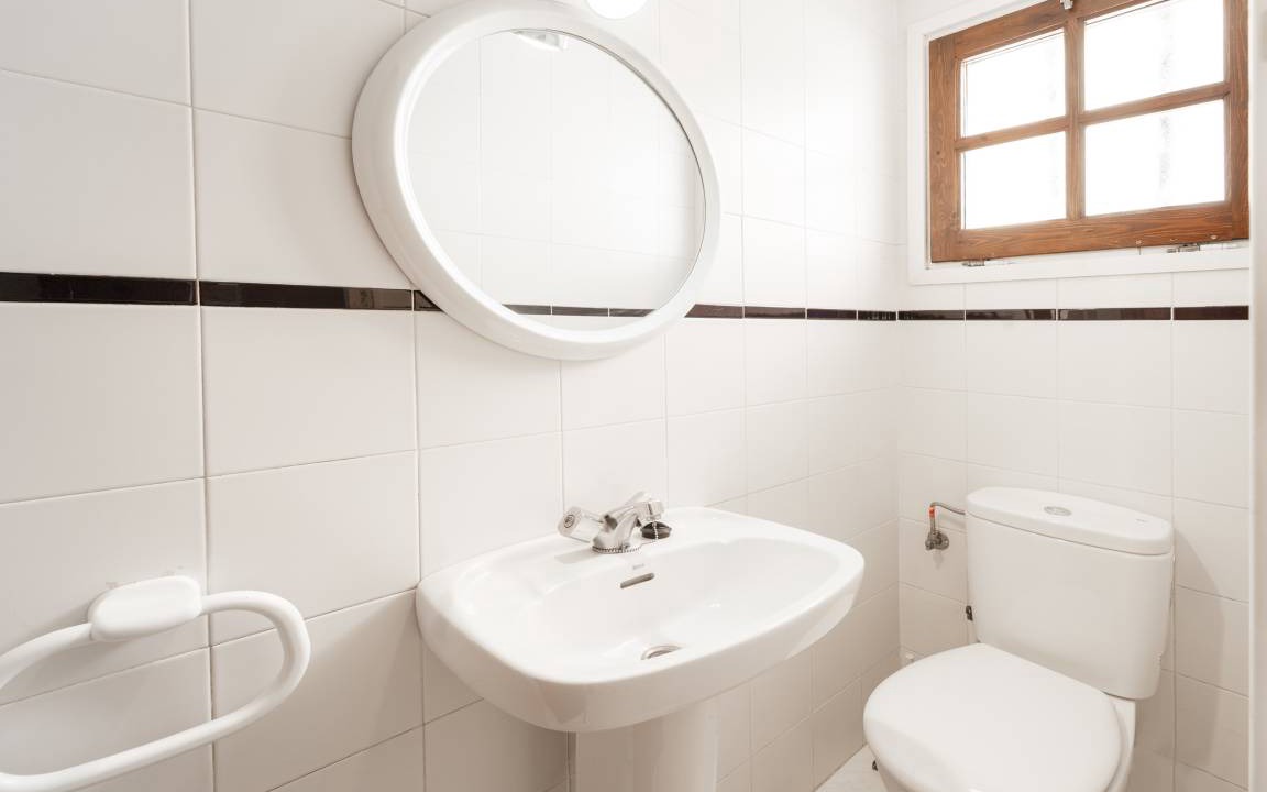 Photo of Bathroom in Roses Town Center