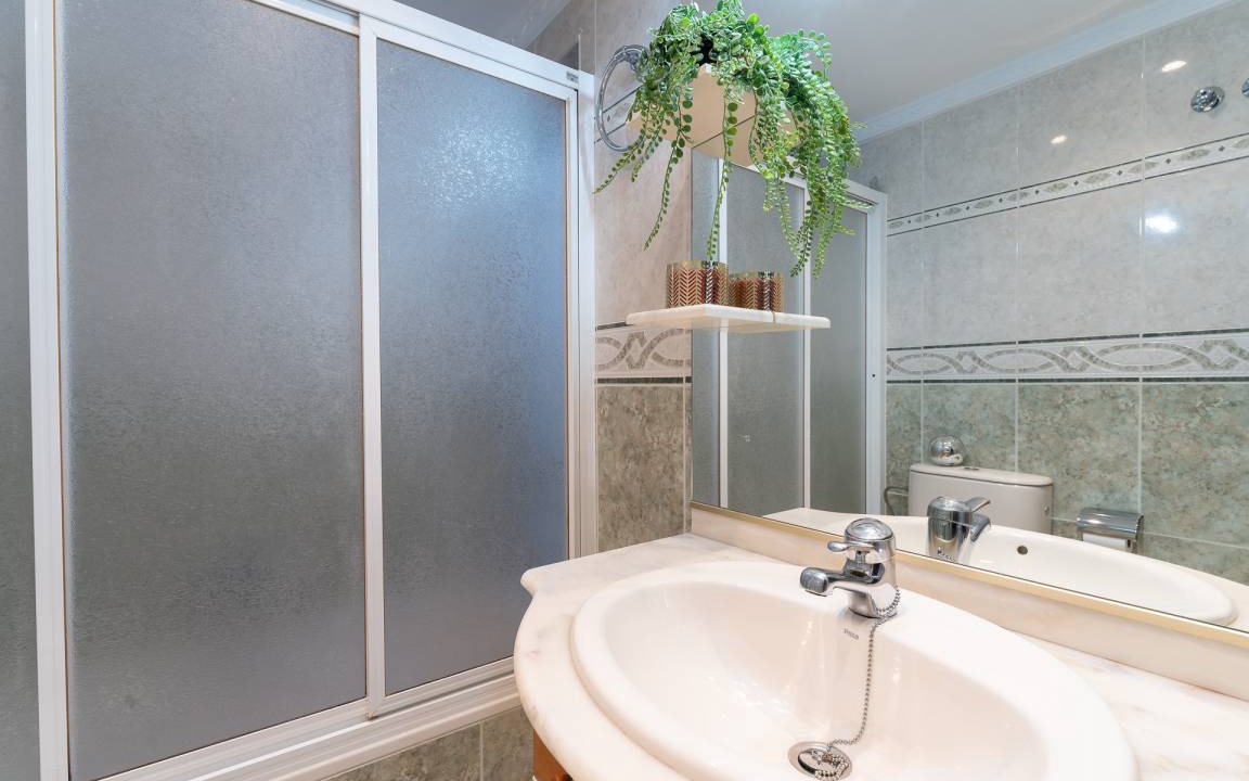 Photo of Bathroom in Carihuela