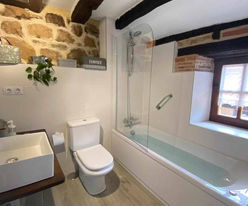 Photo of Bathroom in Quintanilla de las Torres