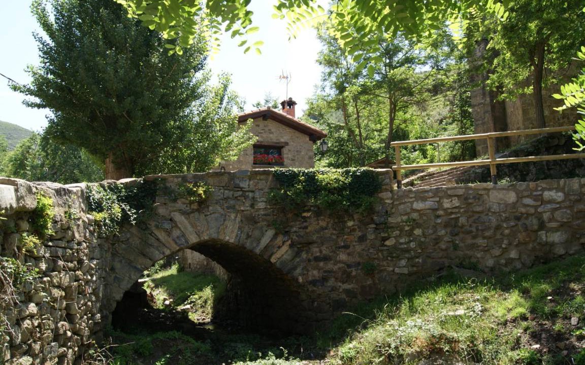 Photo of Others in San Roman de Cameros