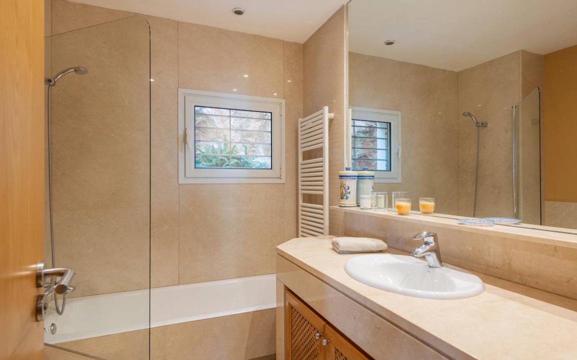 Photo of Bathroom in Portals Nous