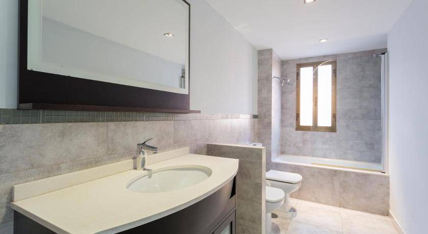 Photo of Bathroom in Mino