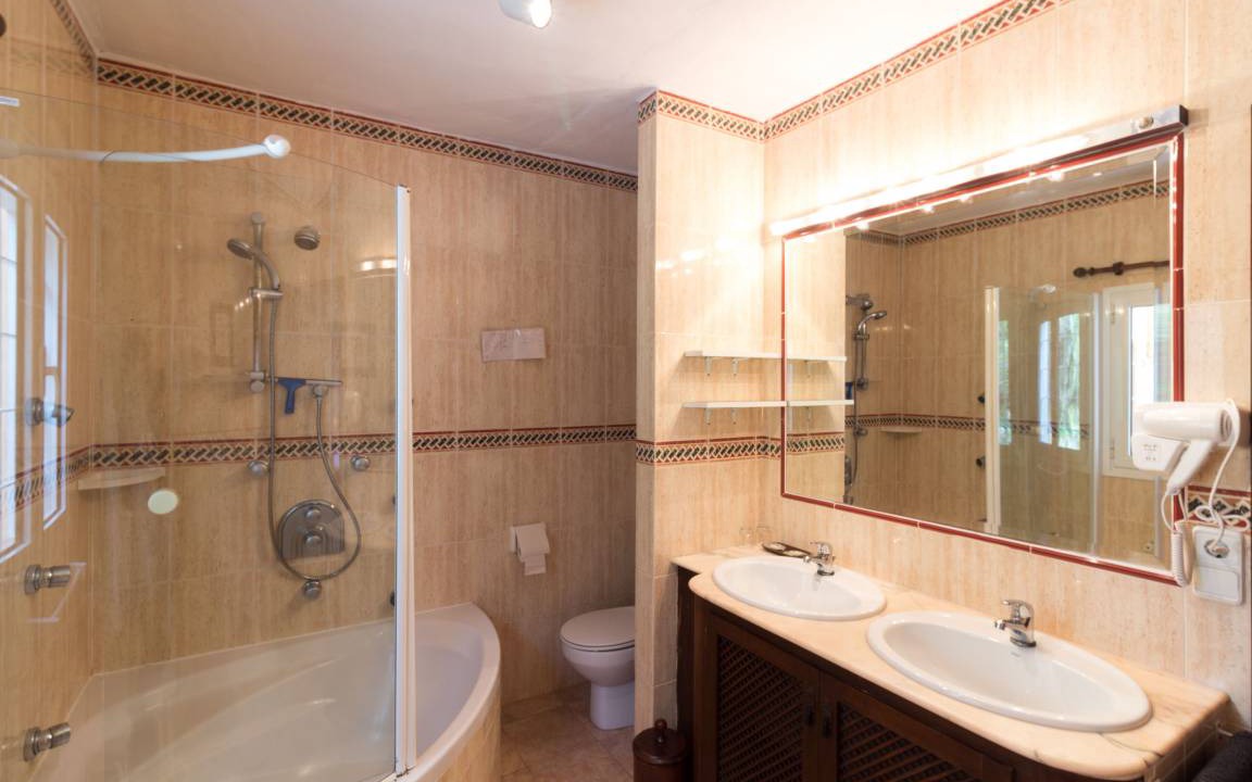 Photo of Bathroom in Sant Josep de sa Talaia