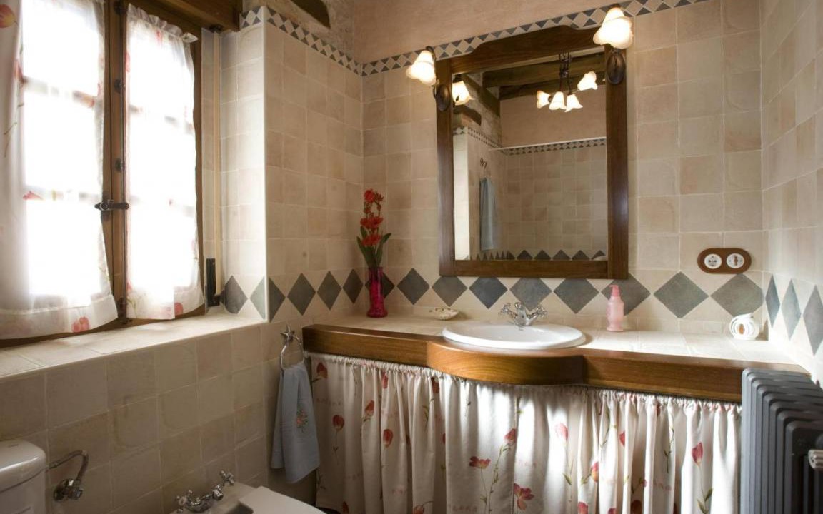 Photo of Bathroom in Canalejas de Penafiel
