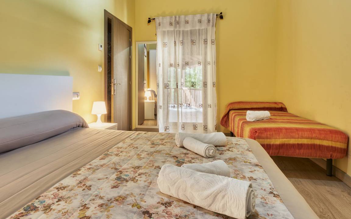 Photo of Bedroom in Puente de Domingo Florez