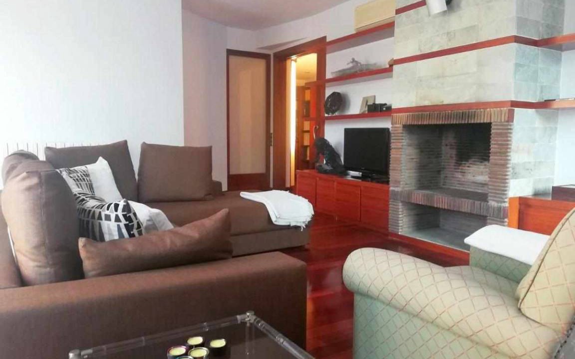 Photo of Livingroom in Vic