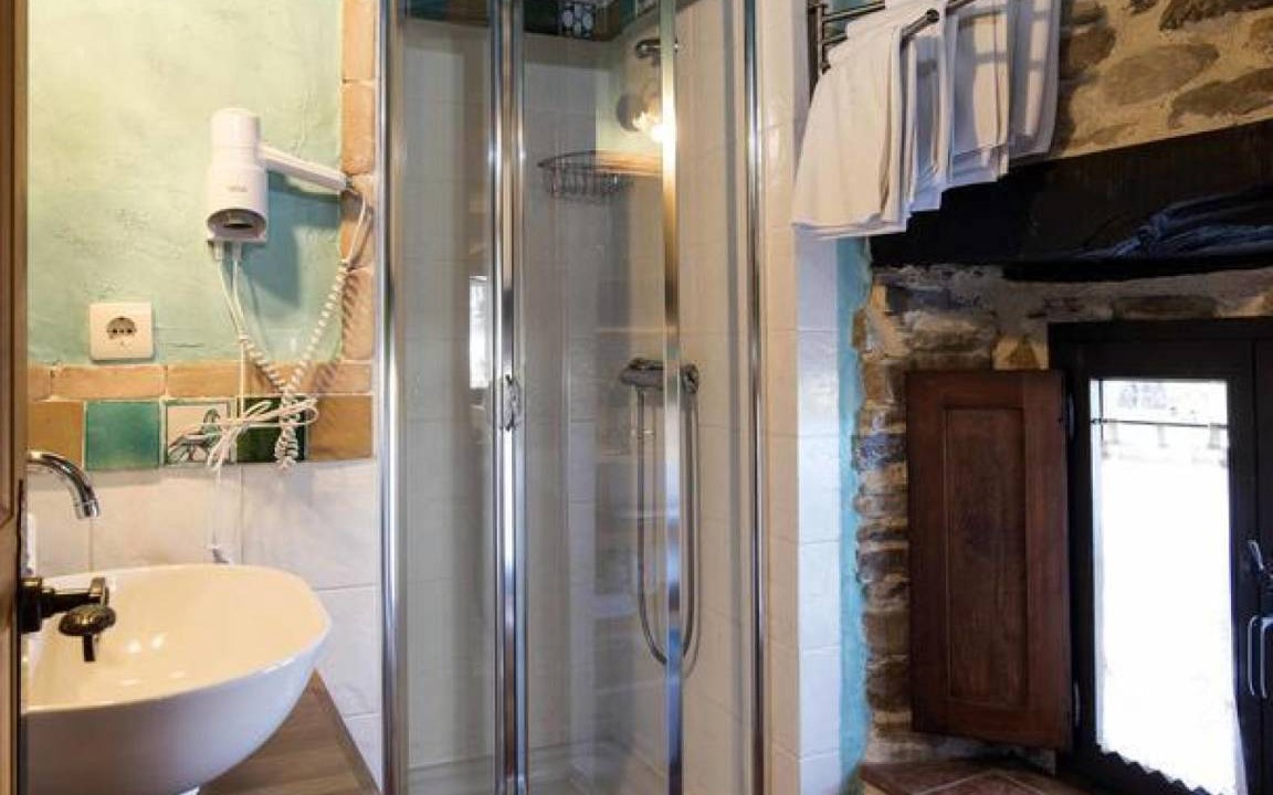 Photo of Bathroom in San Pelayo de Montija