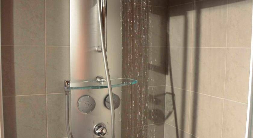 Photo of Bathroom in Ojedo