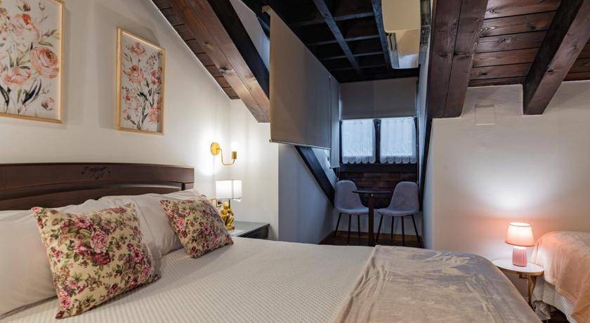 Photo of Bedroom in Onis