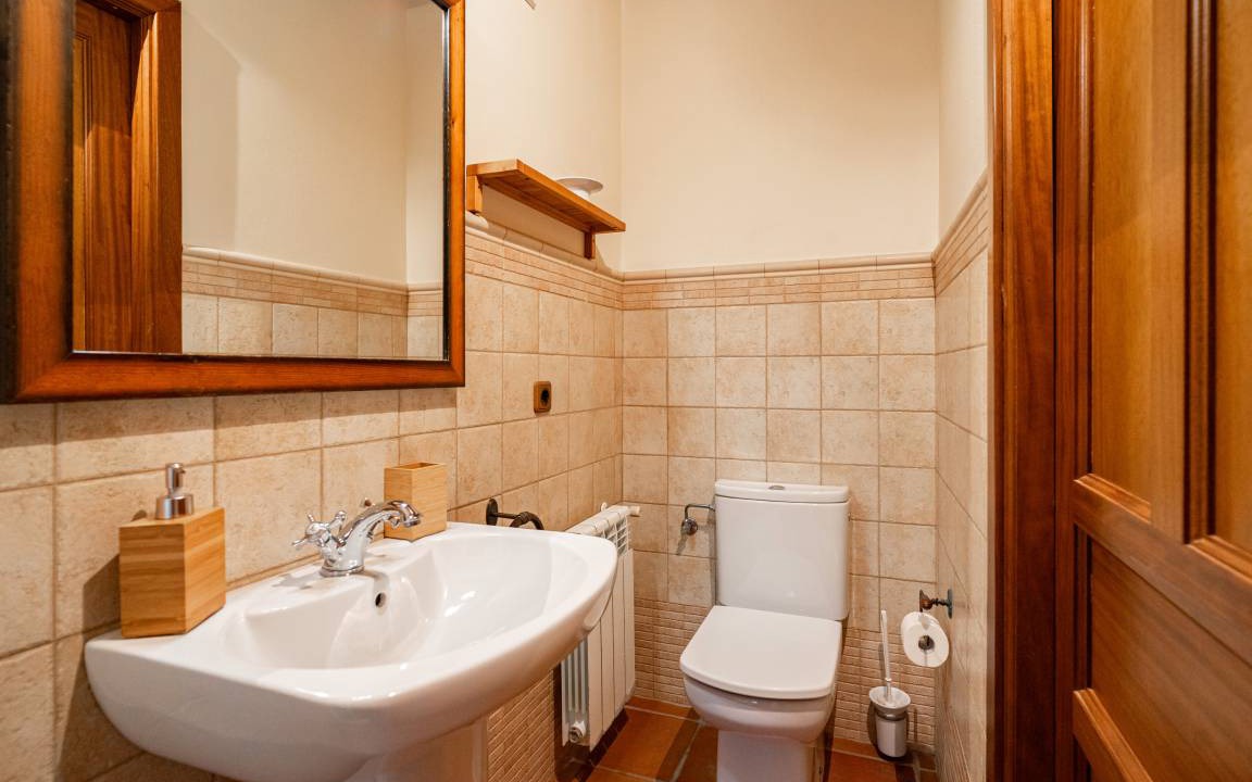 Photo of Bathroom in Aronces