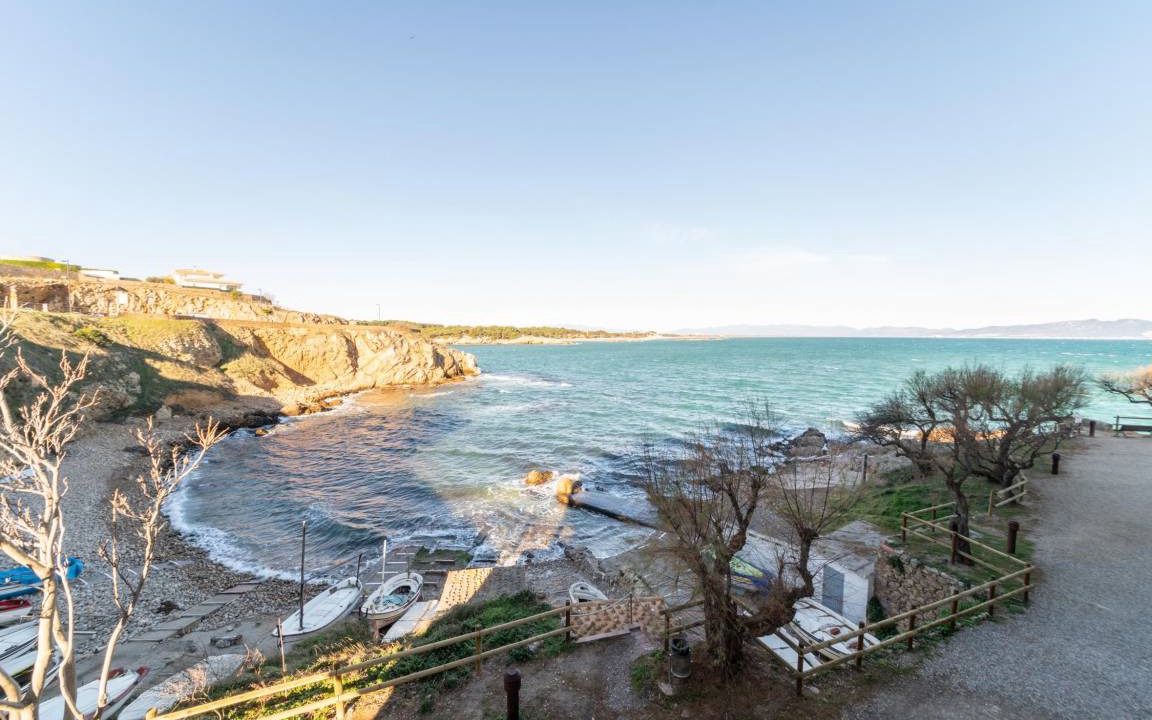 Photo of Others in L'Escala