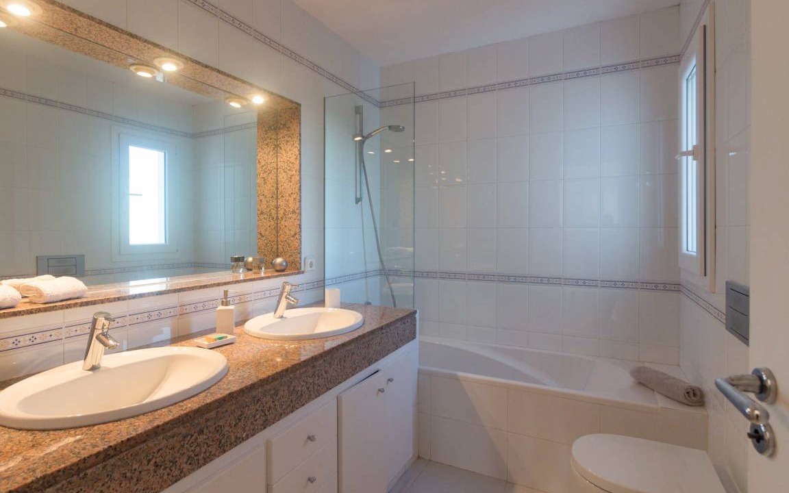 Photo of Bathroom in Sant Josep de sa Talaia