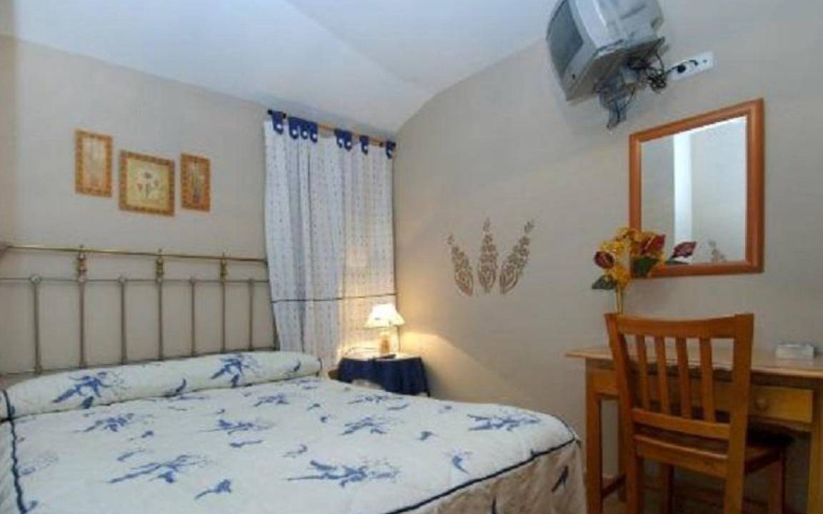 Photo of Bedroom in Maluenda
