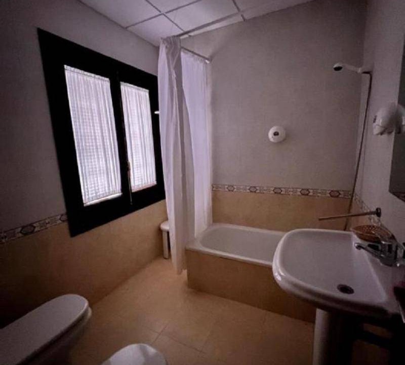 Photo of Bathroom in Daimiel